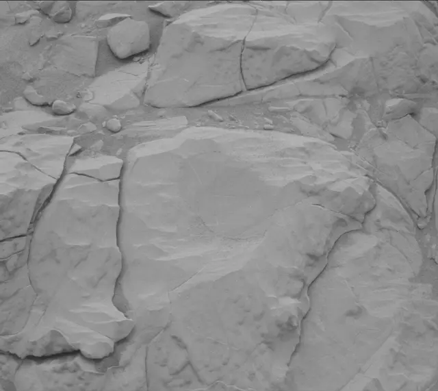 Sol 2101: Mast Camera (Mastcam)
