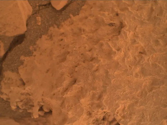 Sol 2107: Mars Hand Lens Imager (MAHLI)