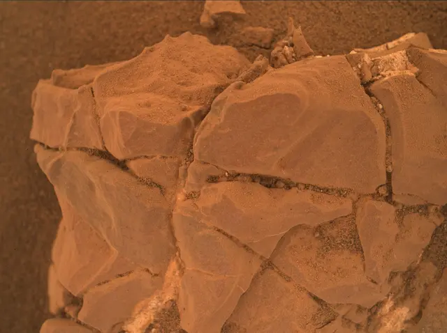 Sol 2108: Mars Hand Lens Imager (MAHLI)