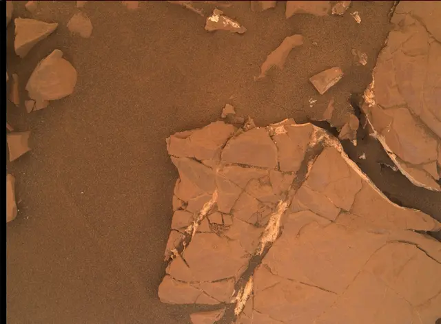 Sol 2108: Mars Hand Lens Imager (MAHLI)