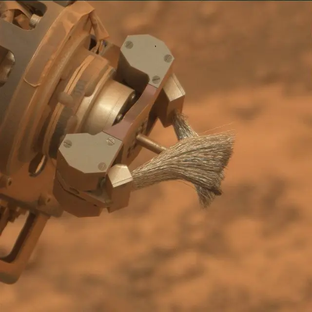 Sol 2109: Mast Camera (Mastcam)