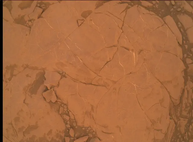 Sol 2111: Mars Hand Lens Imager (MAHLI)