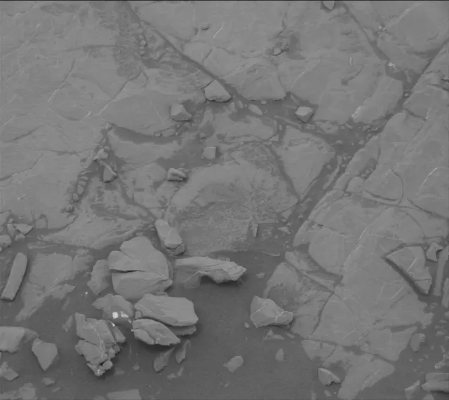 Sol 2113: Mast Camera (Mastcam)