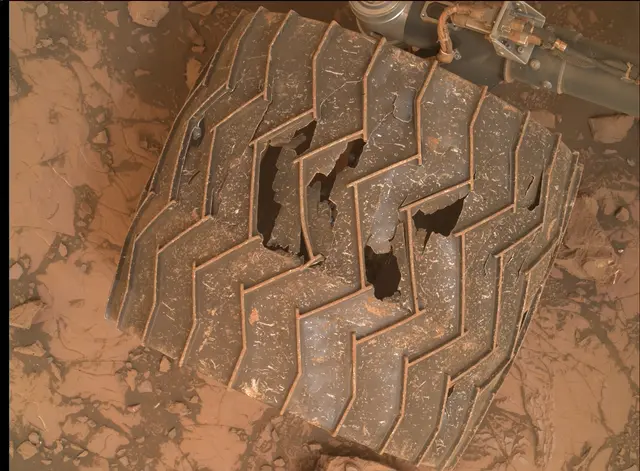 Sol 2114: Mars Hand Lens Imager (MAHLI)