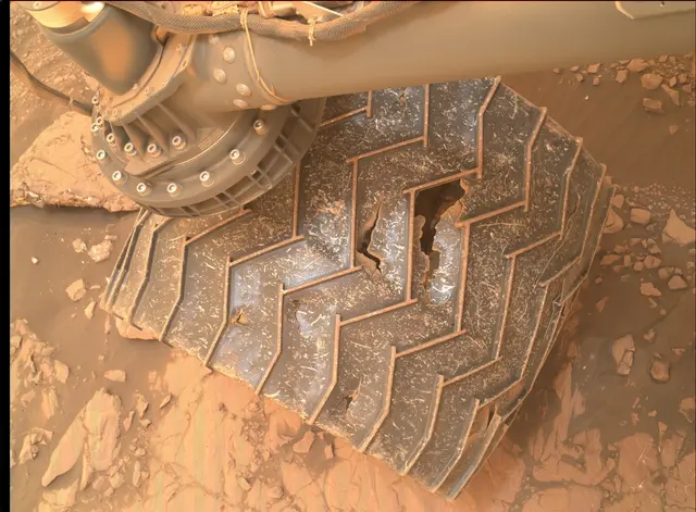 Sol 2115: Mars Hand Lens Imager (MAHLI)