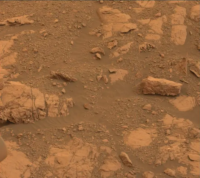 Sol 2116: Mast Camera (Mastcam)