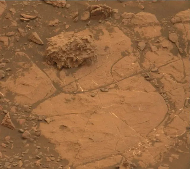 Sol 2117: Mast Camera (Mastcam)