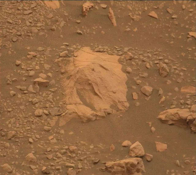 Sol 2117: Mast Camera (Mastcam)