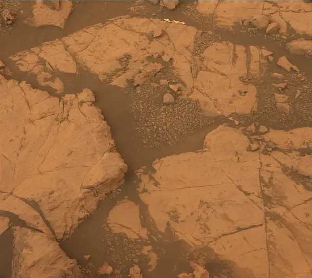 Sol 2119: Mast Camera (Mastcam)