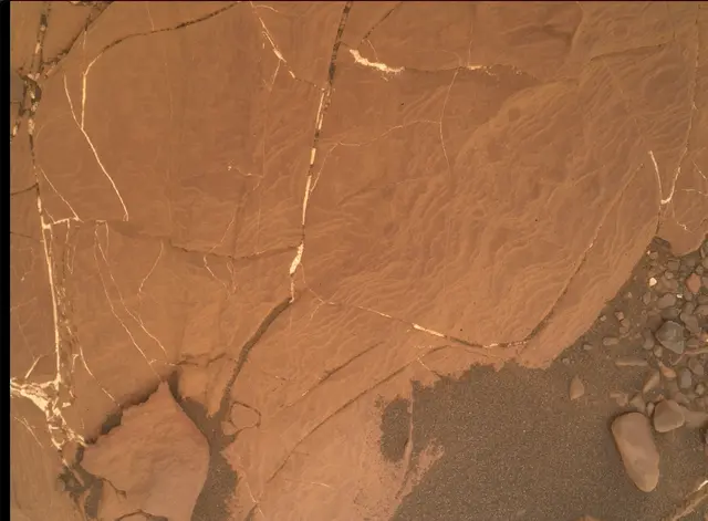 Sol 2119: Mars Hand Lens Imager (MAHLI)