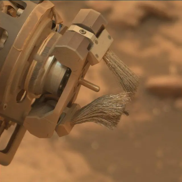Sol 2121: Mast Camera (Mastcam)