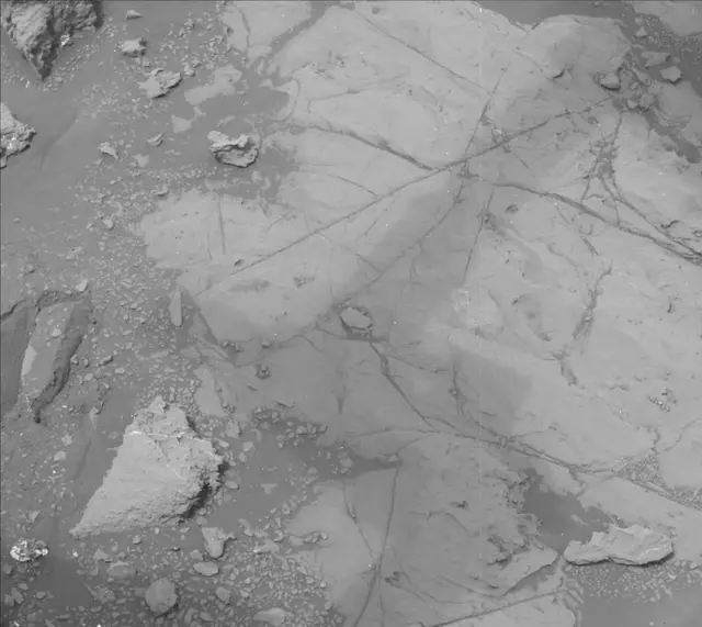 Sol 2122: Mast Camera (Mastcam)