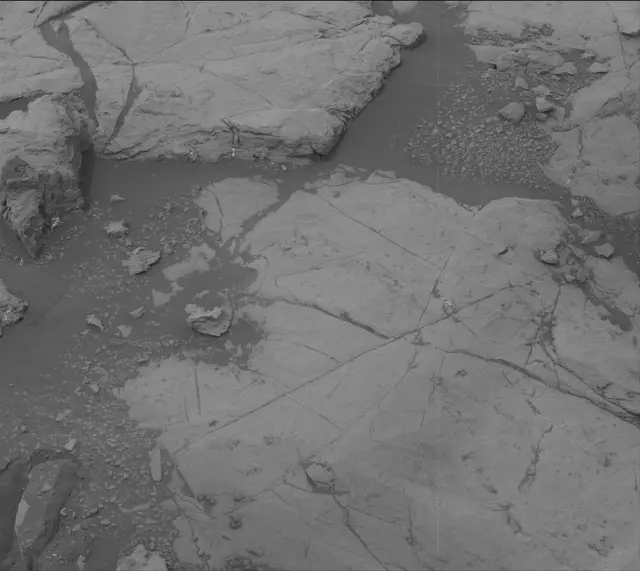 Sol 2122: Mast Camera (Mastcam)