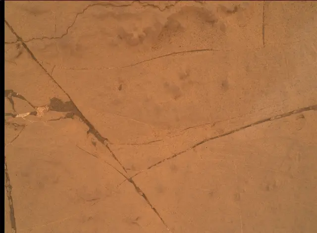 Sol 2122: Mars Hand Lens Imager (MAHLI)
