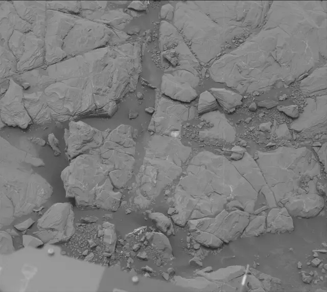 Sol 2126: Mast Camera (Mastcam)