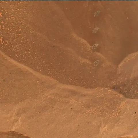 Sol 2127: Mars Hand Lens Imager (MAHLI)