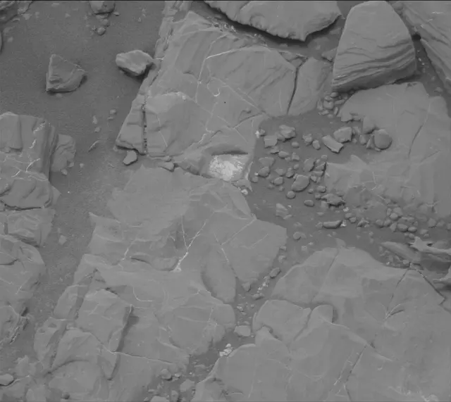 Sol 2128: Mast Camera (Mastcam)