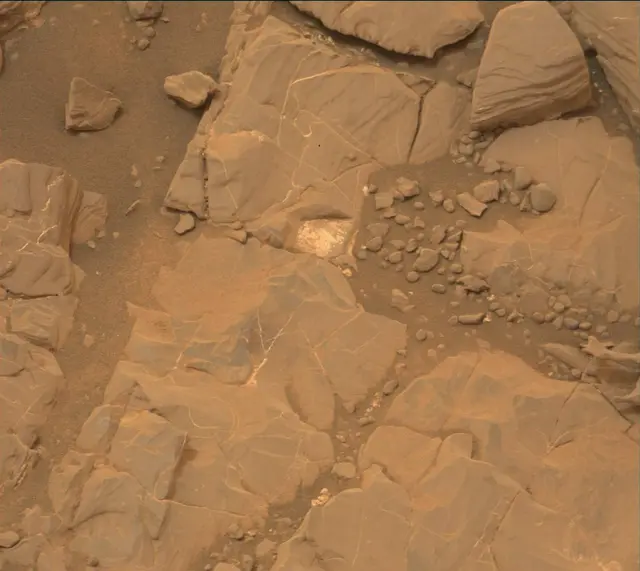 Sol 2128: Mast Camera (Mastcam)