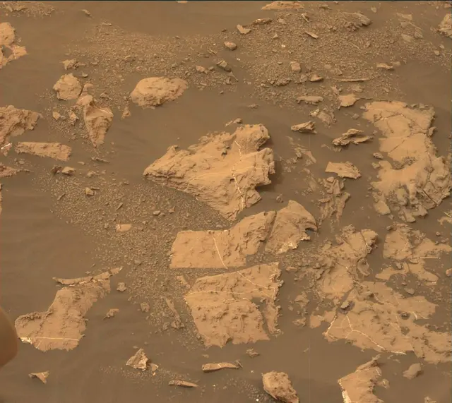 Sol 2129: Mast Camera (Mastcam)