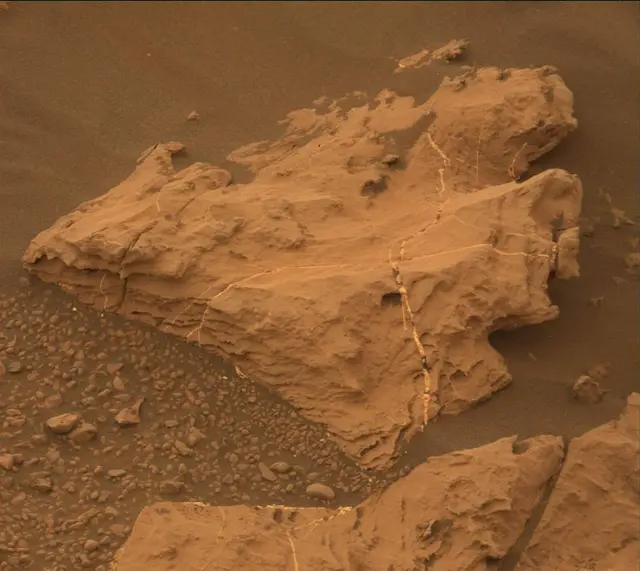 Sol 2130: Mast Camera (Mastcam)