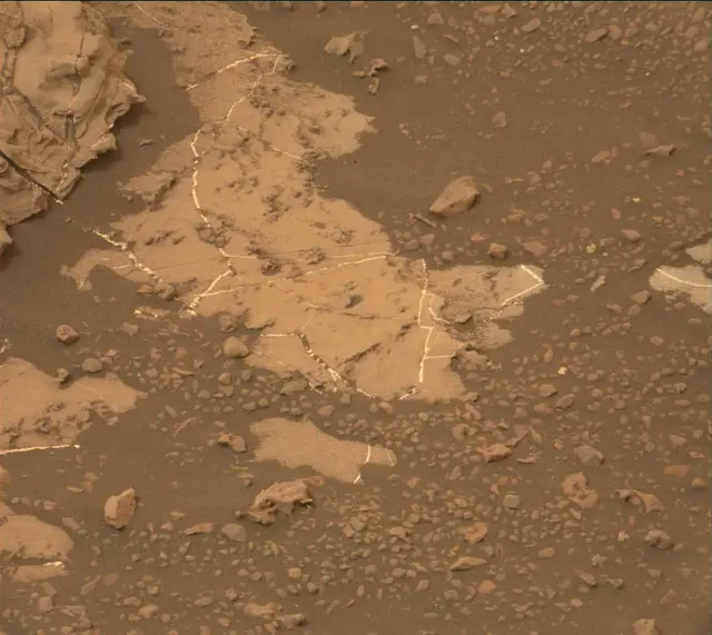 Sol 2131: Mast Camera (Mastcam)