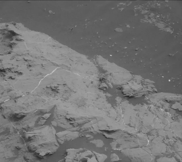 Sol 2132: Mast Camera (Mastcam)