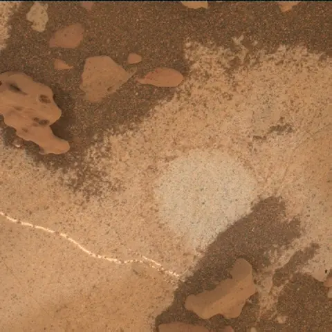 Sol 2132: Mars Hand Lens Imager (MAHLI)