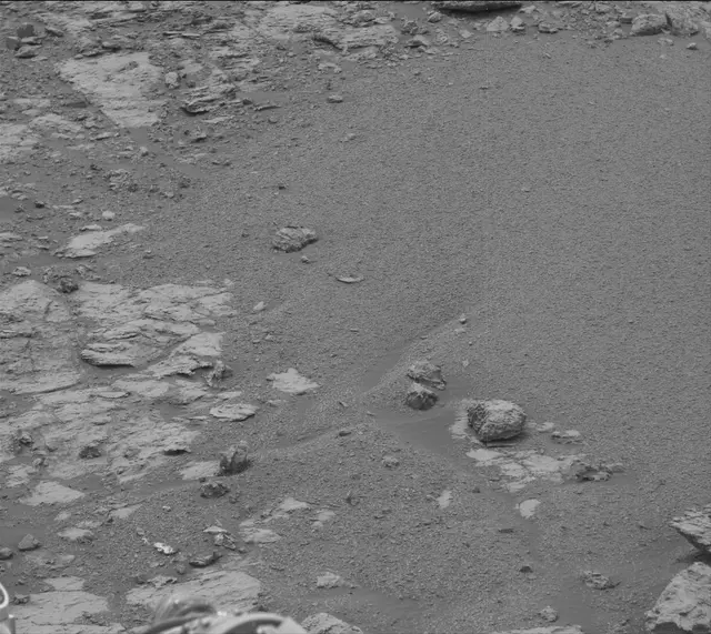 Sol 2137: Mast Camera (Mastcam)