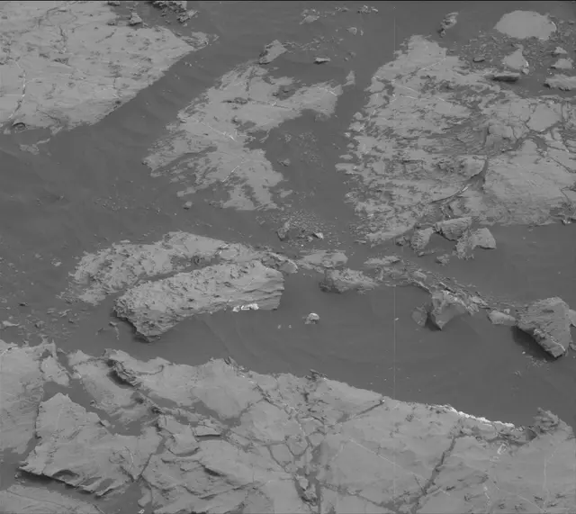 Sol 2137: Mast Camera (Mastcam)