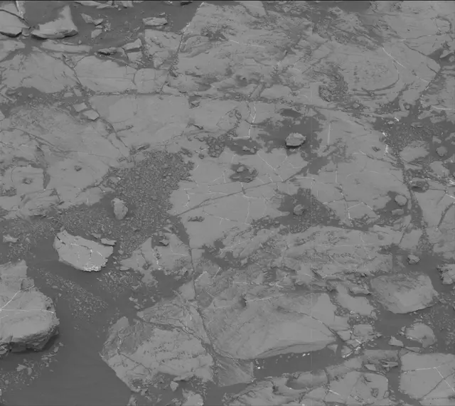 Sol 2137: Mast Camera (Mastcam)
