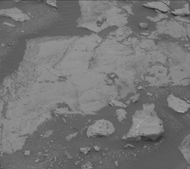 Sol 2137: Mast Camera (Mastcam)