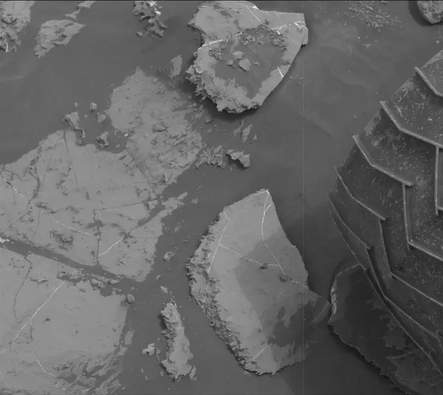 Sol 2137: Mast Camera (Mastcam)