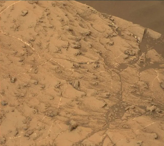 Sol 2137: Mast Camera (Mastcam)