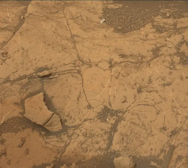 Sol 2138: Mast Camera (Mastcam)