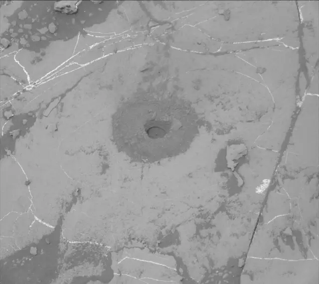 Sol 2138: Mast Camera (Mastcam)