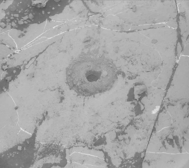 Sol 2138: Mast Camera (Mastcam)