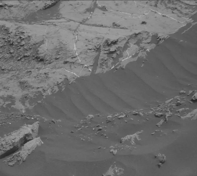 Sol 2140: Mast Camera (Mastcam)