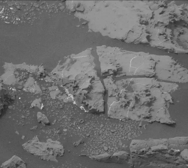 Sol 2143: Mast Camera (Mastcam)