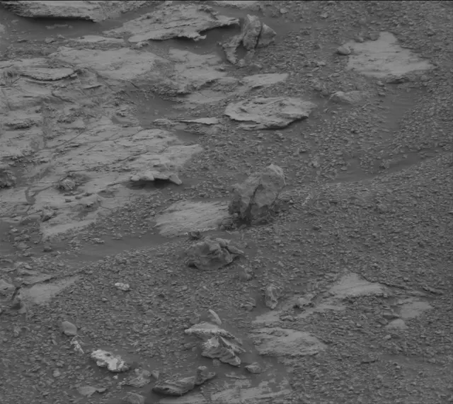 Sol 2146: Mast Camera (Mastcam)