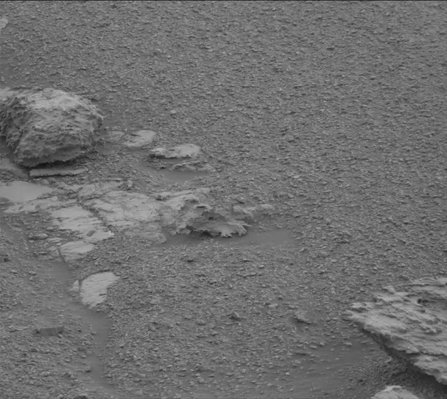 Sol 2146: Mast Camera (Mastcam)