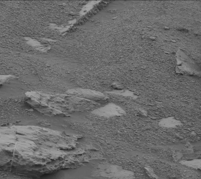 Sol 2146: Mast Camera (Mastcam)