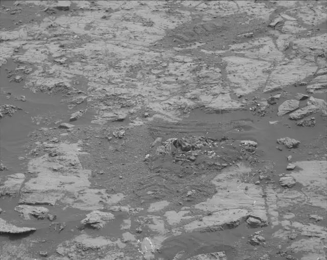 Sol 2147: Mast Camera (Mastcam)
