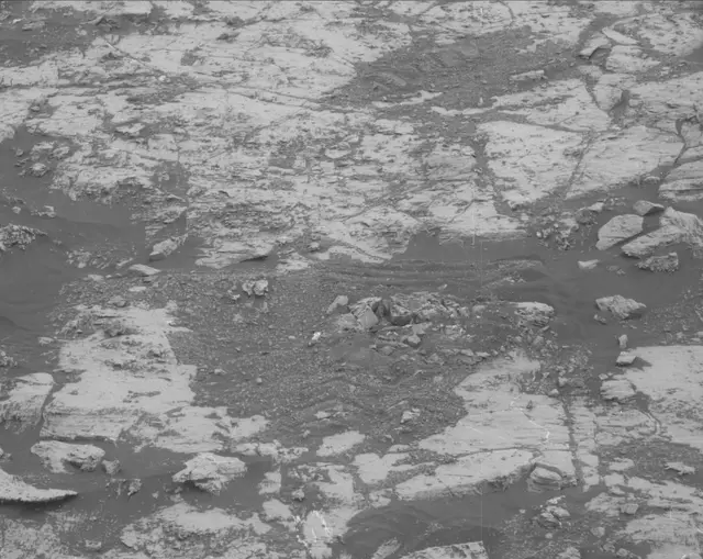 Sol 2147: Mast Camera (Mastcam)