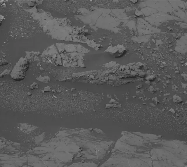 Sol 2147: Mast Camera (Mastcam)