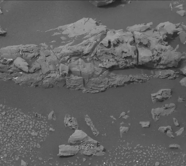 Sol 2147: Mast Camera (Mastcam)