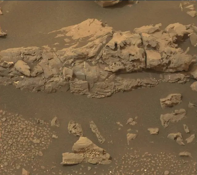 Sol 2147: Mast Camera (Mastcam)