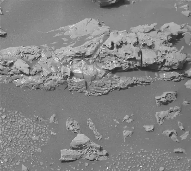 Sol 2147: Mast Camera (Mastcam)