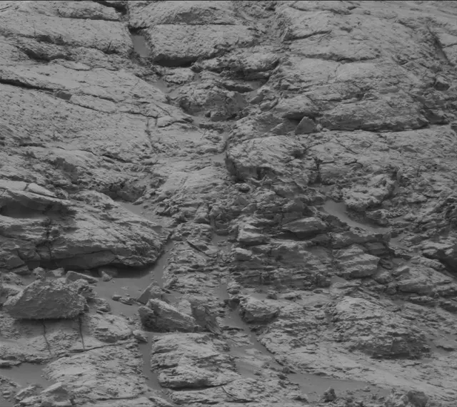 Sol 2148: Mast Camera (Mastcam)