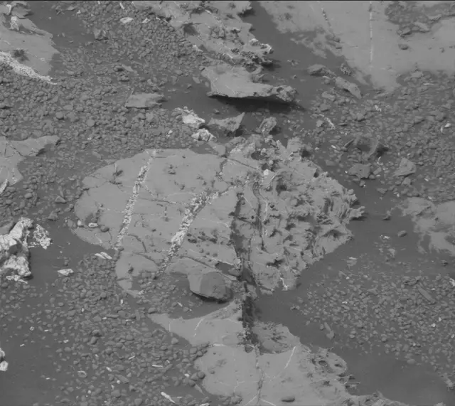 Sol 2149: Mast Camera (Mastcam)