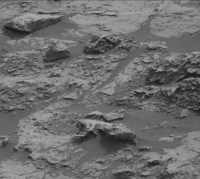 Sol 2153: Mast Camera (Mastcam)